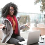 Transformer sans déconnecter : comment aligner la transformation numérique sur les réalités locales ?